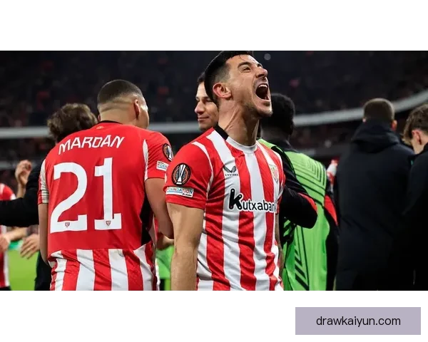 瓦拉内防守数据持续稳健，展现出强大的防守能力与稳定性