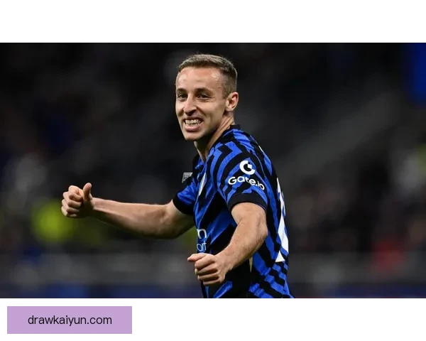 国米球员表现稳健，球队竞争力增强迎战新赛季挑战